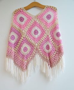 Poncho / narzutka różowe kwadraty