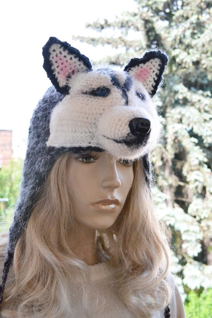 zabawny prezent Czapka uszatka syberyjski husky 4 zamyślony