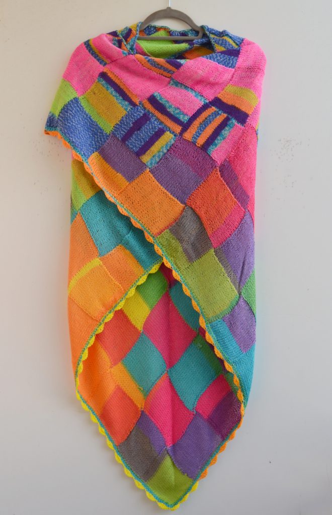 Chusta Entrelac w kolorach tęczowych