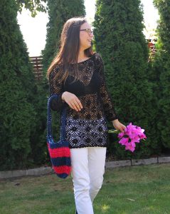 Czarna szydełkowa tunika handmade